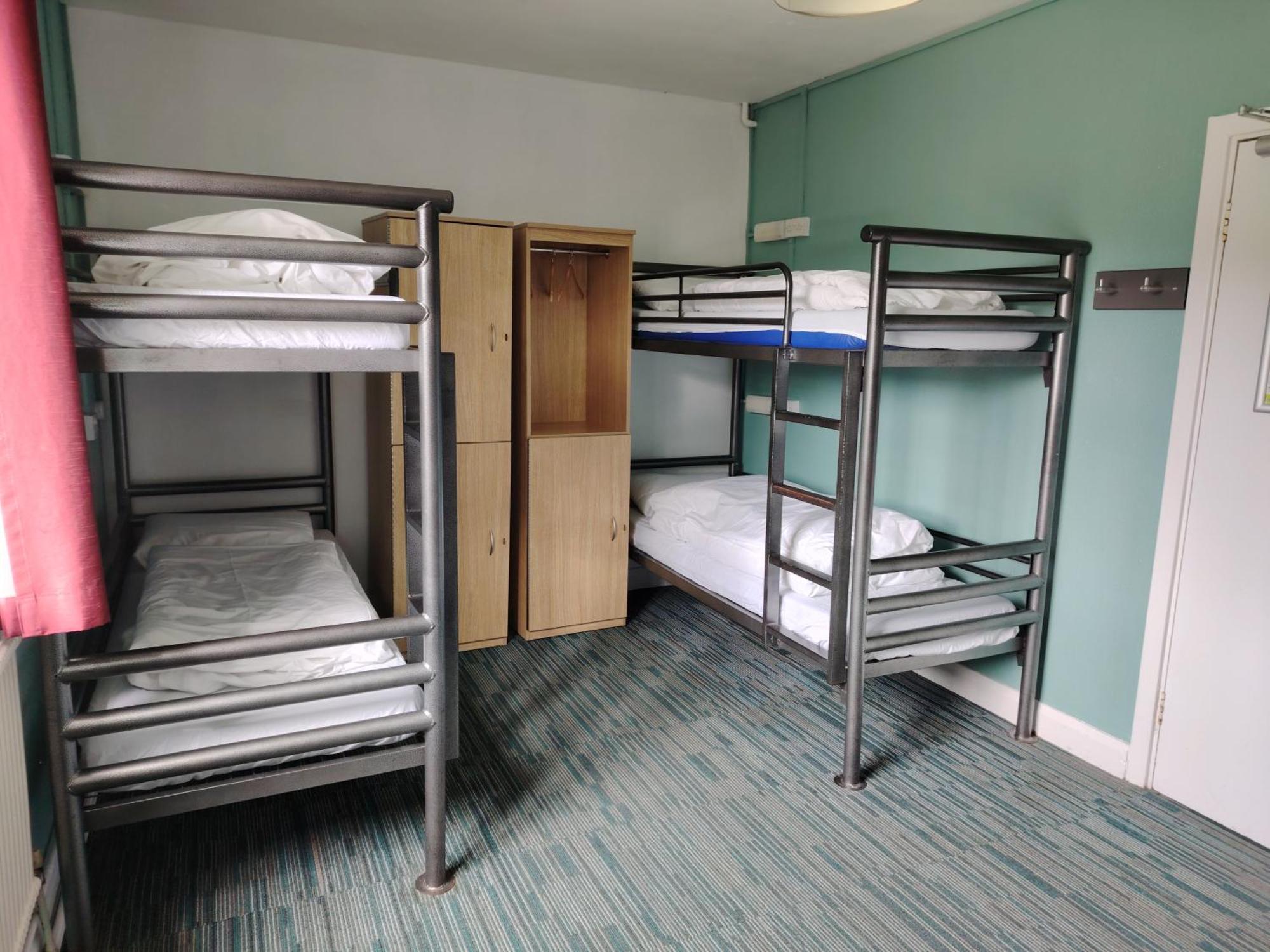 Yha Malham Hostel Luaran gambar