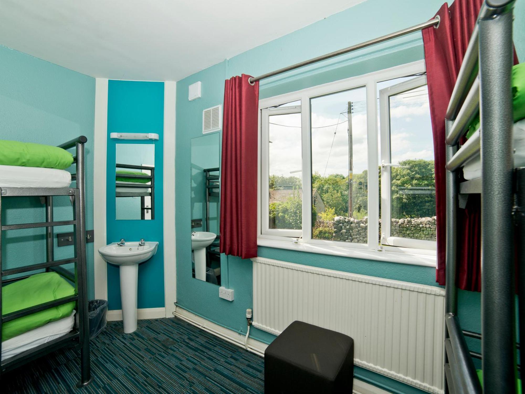Yha Malham Hostel Luaran gambar